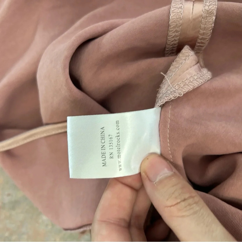 Motel Bonita Satin Slip Maxi Dress Rose XS NWT - Picture 6 of 7